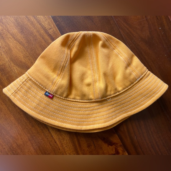 Herschel Bucket Hat - Picture 2 of 3